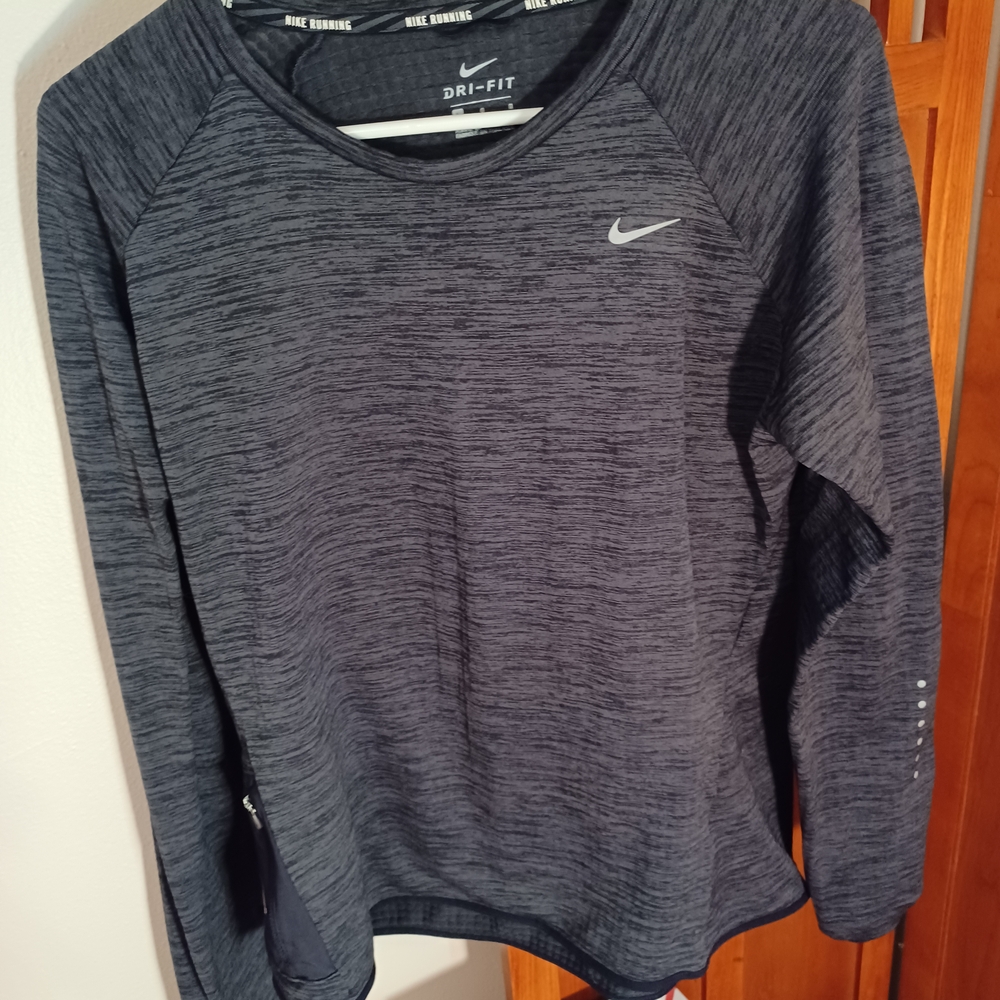Nike Dri-FIT Women's Long Sleeve Top - Marbled Charcoal Heather Size Large